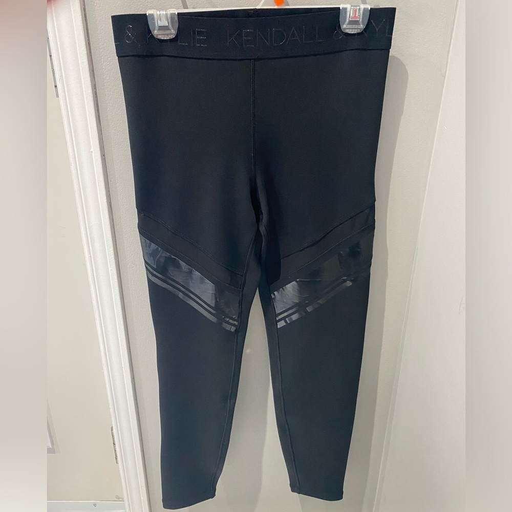 🔴 Kendall & Kylie Black Leggings with Sheer Accents